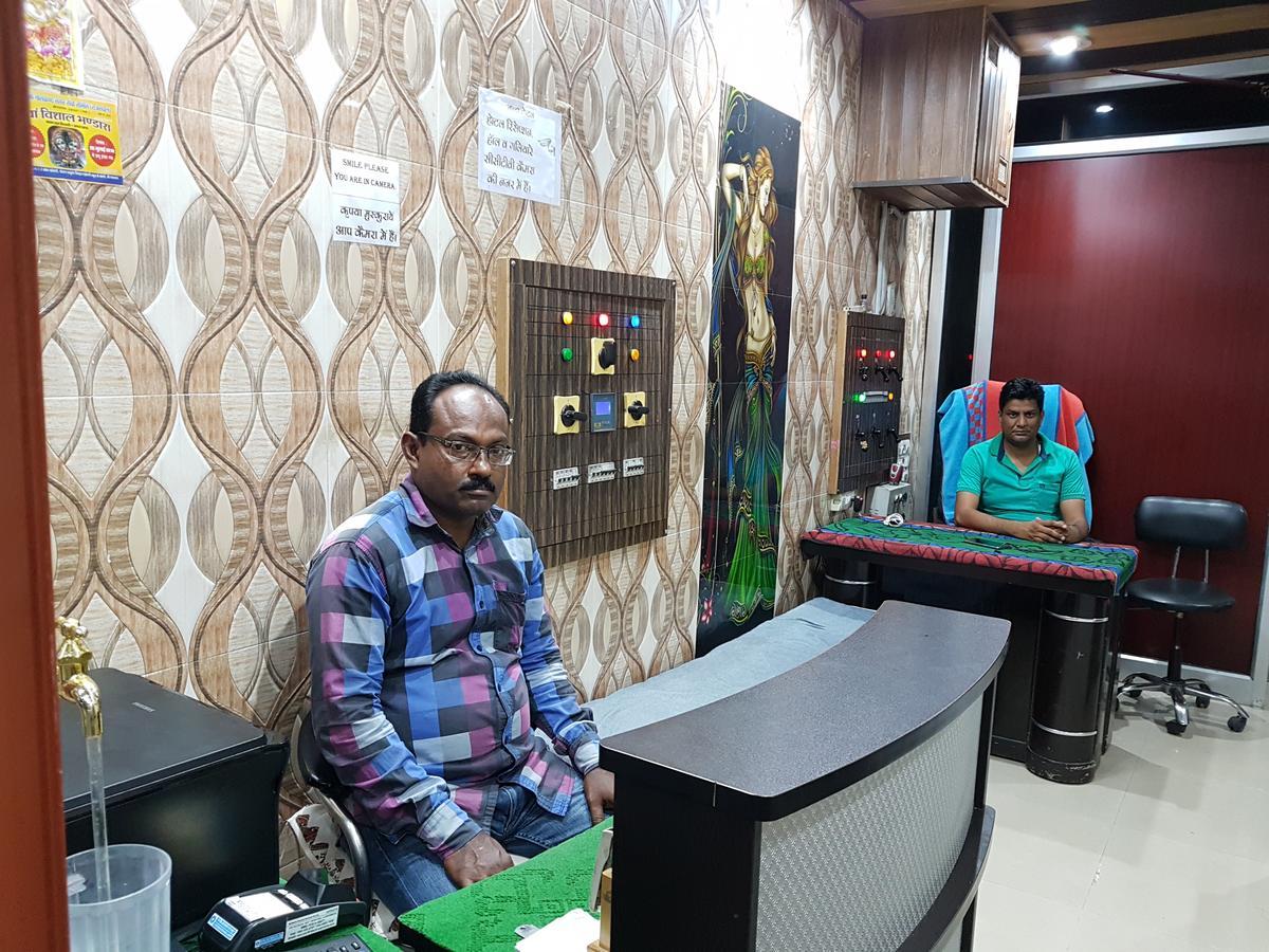 Nanda Hotel Hanumangarh Luaran gambar